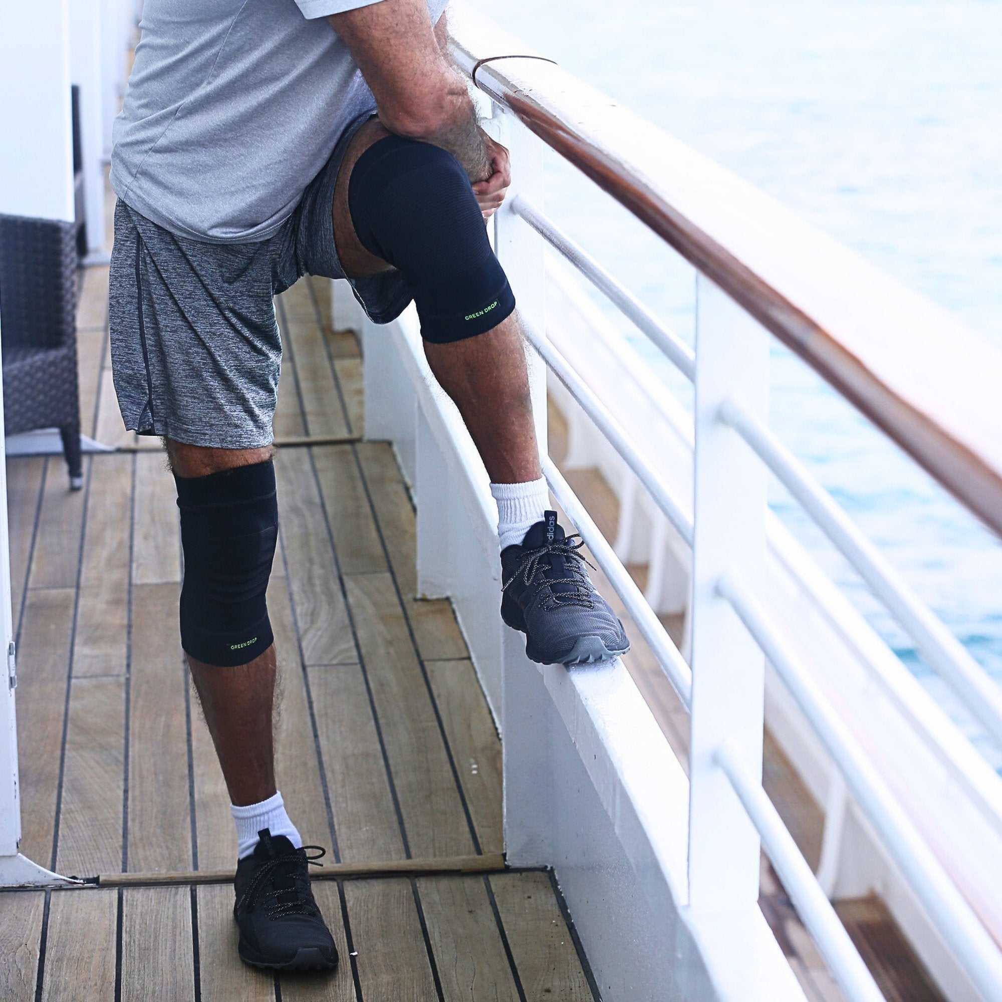 Knee Support Green Drop™ Small / Medium Pull-On 13 to 16 Inch Thigh Circumference Left or Right Knee - image 5