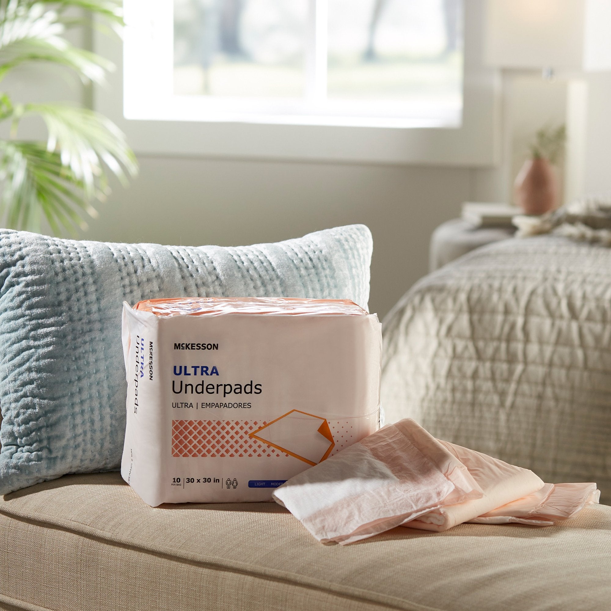 McKesson Ultra Heavy Absorbency Underpads, 30x30" - 10 Pack for Incontinence Care