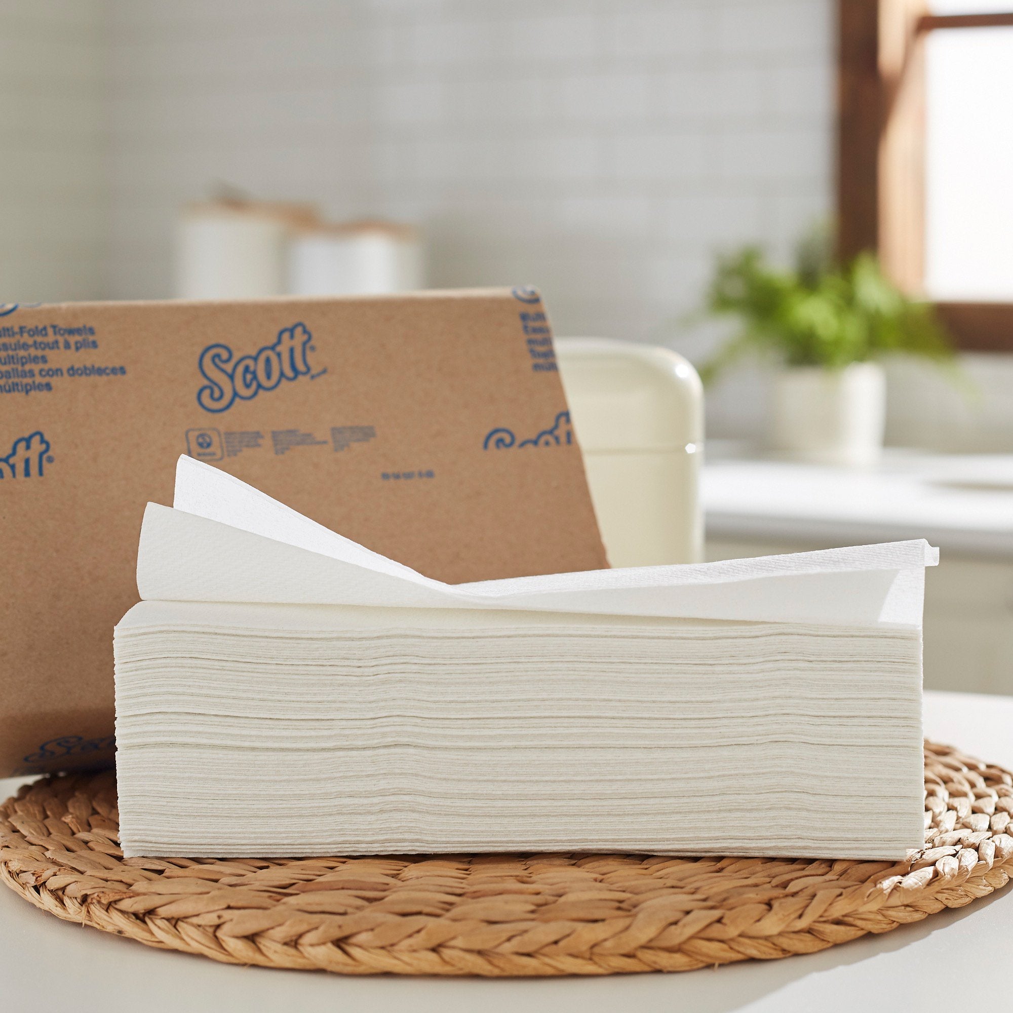 Scott® Essential Multi-Fold Paper Towel (16 Units)