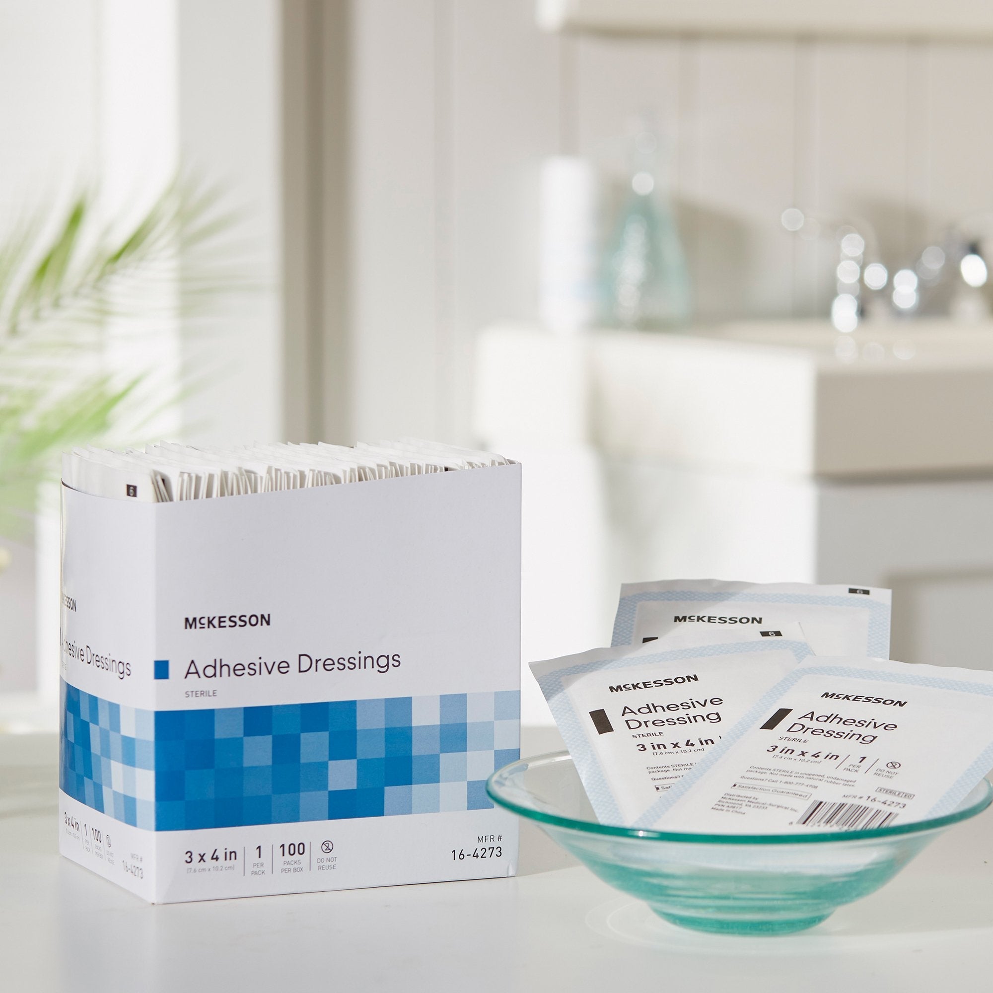 McKesson White Adhesive Dressing, 3 x 4 Inch (100 Units)
