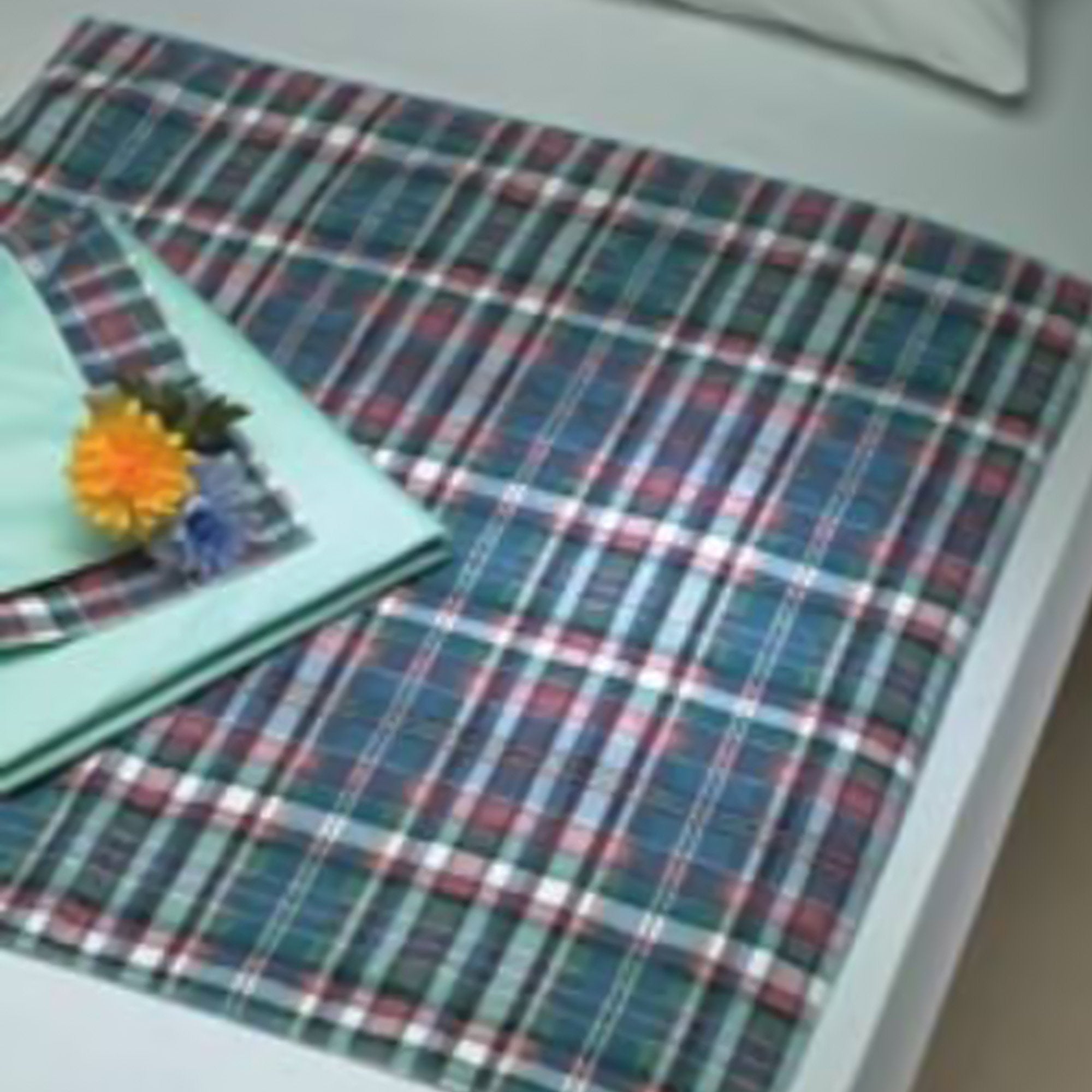 Beck's Classic Highland Blue Plaid Underpad, 30 x 36 Inch (12 Units)