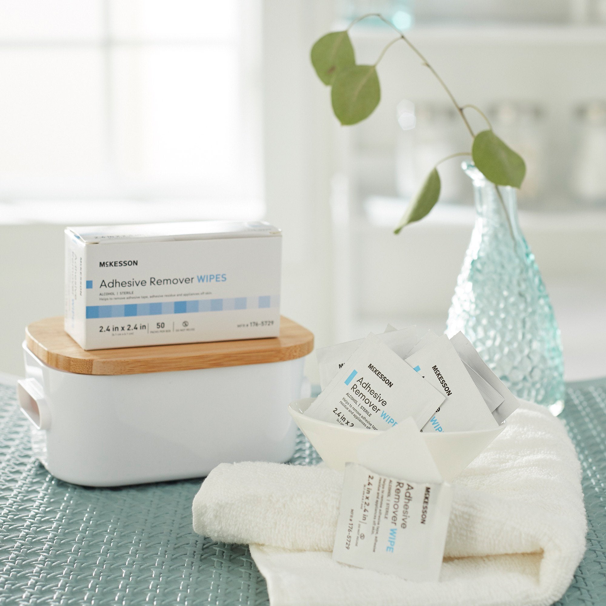 McKesson Adhesive Remover Wipes, 50-Pack, Gentle Skin Cleansing